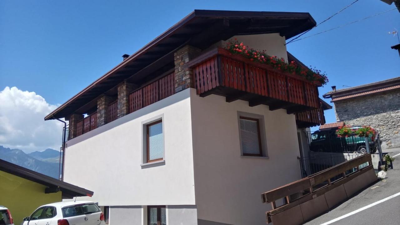 B&B Da Laura Cimbergo Екстериор снимка